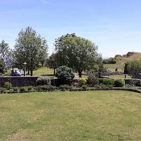 Maison De La Monne Bed & Breakfast 3*