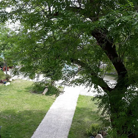 Maison De La Monne 3* Olloix