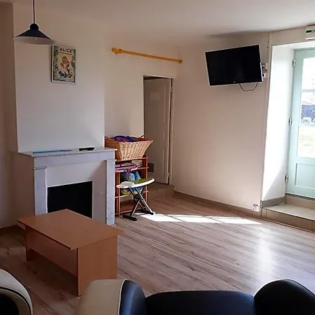 לינה וארוחת בוקר Maison De La Monne Olloix