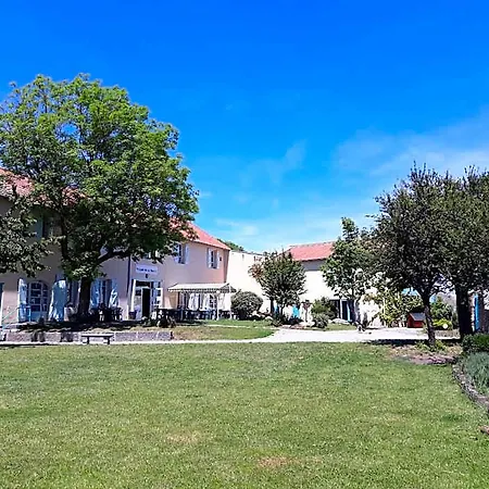 Maison De La Monne לינה וארוחת בוקר