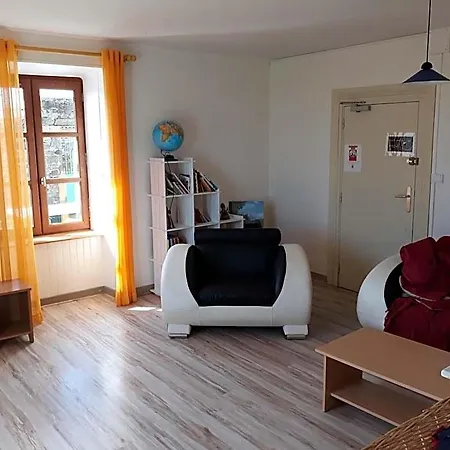 Maison De La Monne לינה וארוחת בוקר