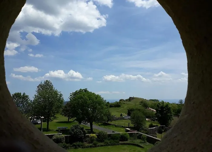 Maison De La Monne Nocleg ze śniadaniem 3*