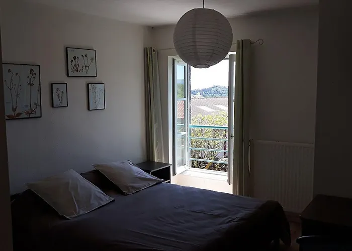 Maison De La Monne 3*