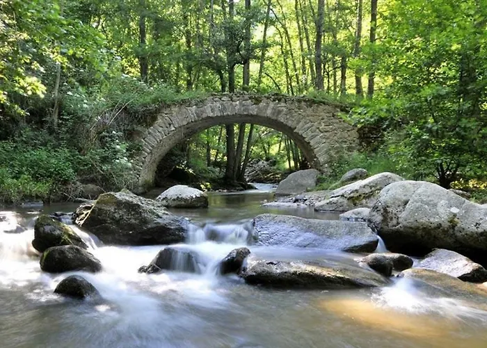 Maison De La Monne Olloix